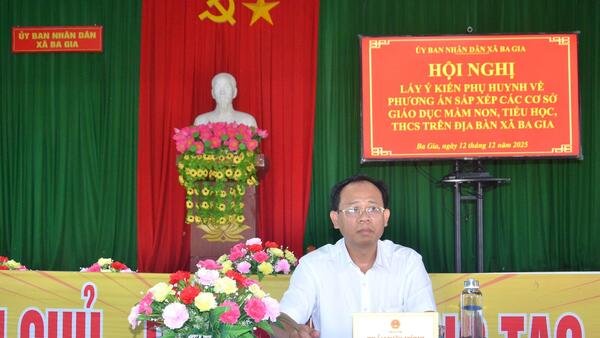 Lấy ý kiến phụ huynh học sinh, ban giám hiệu các trường học để hoàn chỉnh Phương án sắp xếp các cơ sở giáo dục trên địa bàn xã